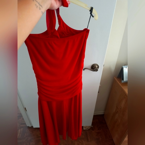 Red halter dress - Picture 1 of 2